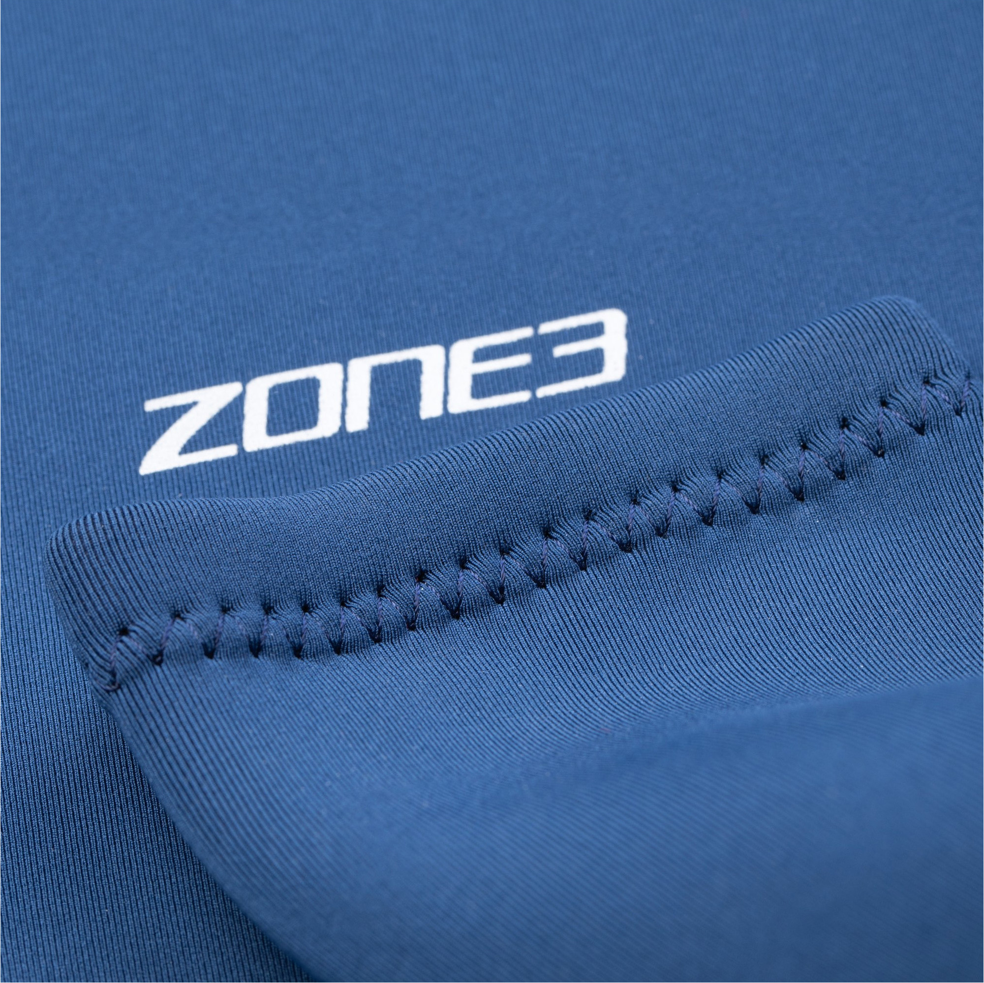2024 Zone3 Mens Yulex Long Sleeve Swim Top NA23MYT103 Navy Wetsuit Tops Shorts Wetsuit Outlet
